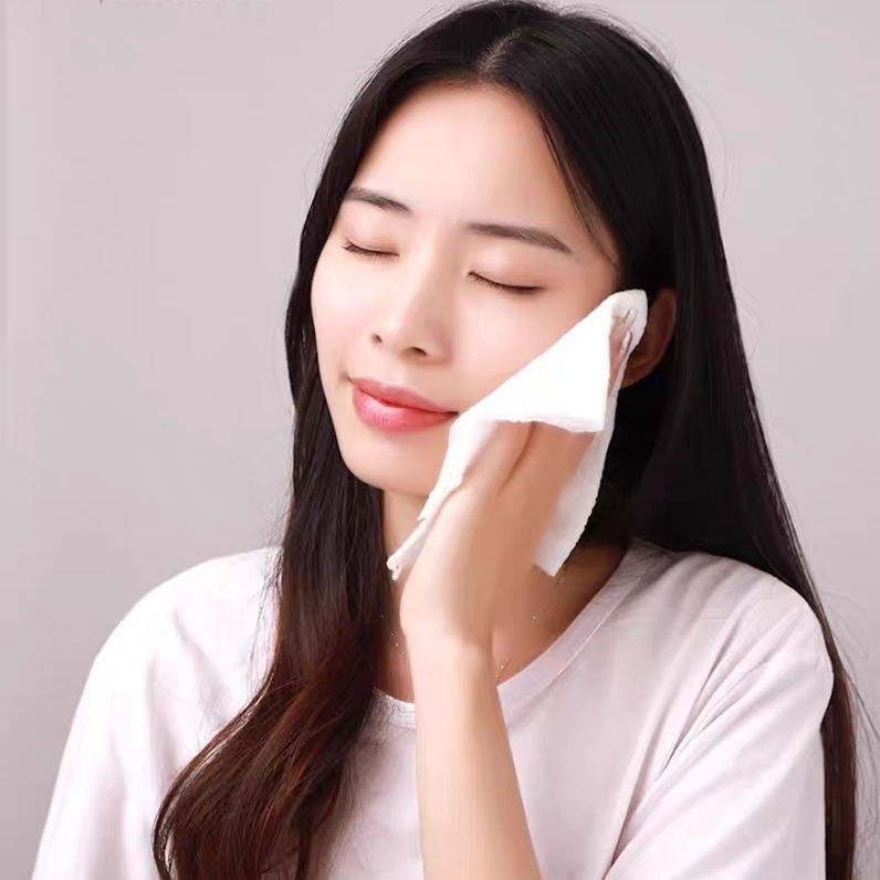 Ermutao Small Milk Tablets Compressed Towel 50 Pieces Cotton Disposable Travel Portable Face Towel Cleansing Towel