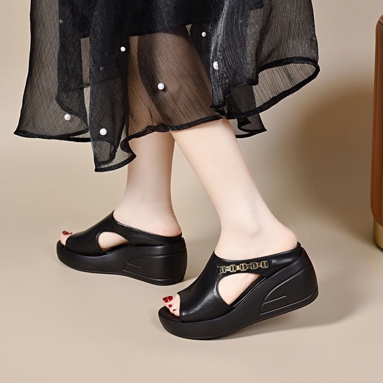 Foreign Trade Platform Fish-Mouth Women's Shoes 2026 Summer New Thick-Soled Wedge Slippers Women's Outdoor Fashion Sandals