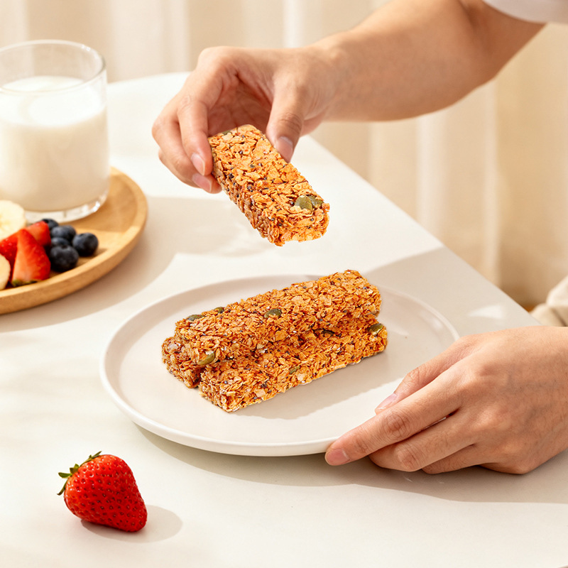 Oatmeal Bars Spicy Chia Seed Nut Cereal Bars Fitness Breakfast Meal Replacement Compressed Biscuits Protein Energy Bars