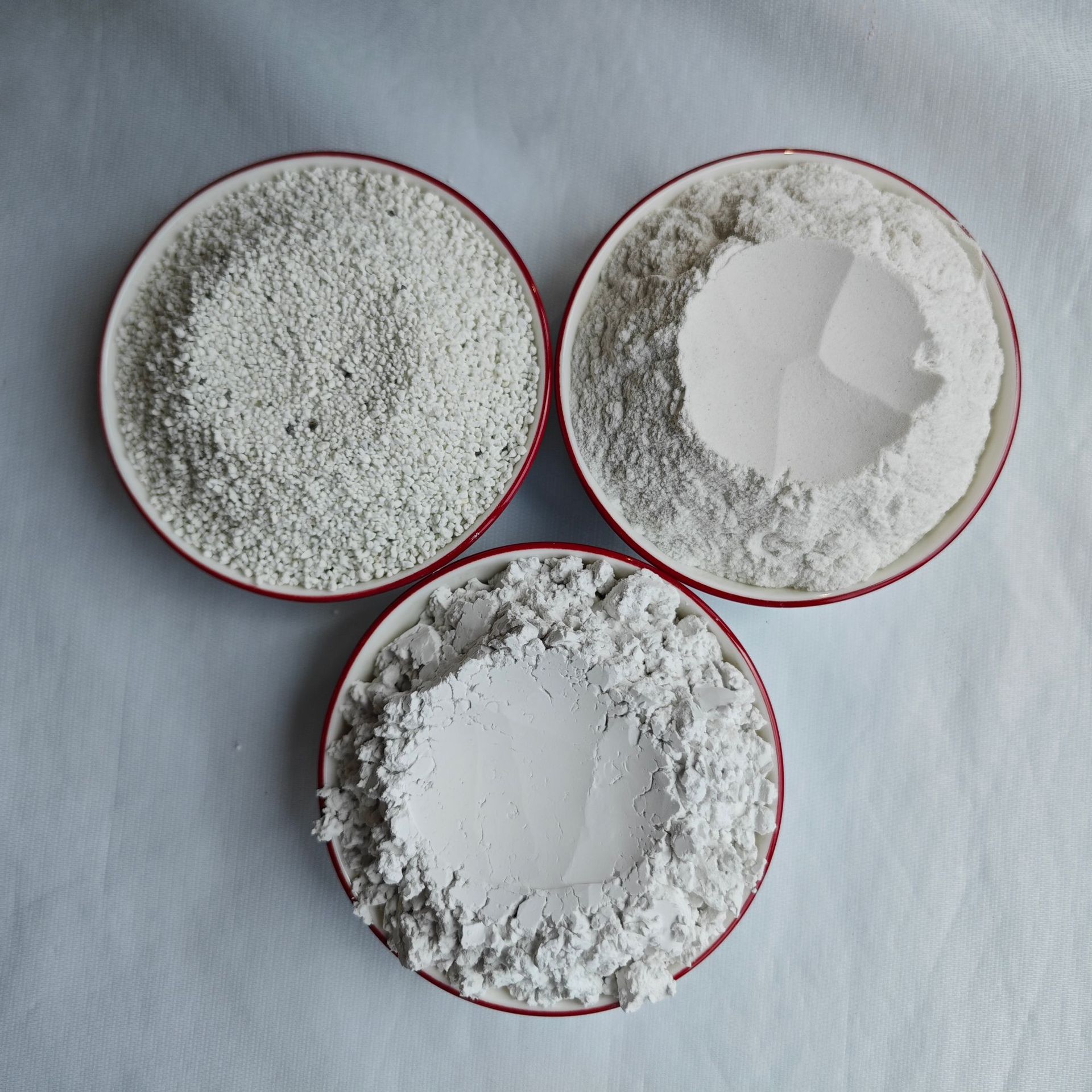 Wholesale Diatomaceous Earth Powder, Diatomaceous Earth Particles for Oil Absorption and Filter Aid, Sewage Treatment Calcined White Diatomaceous Earth