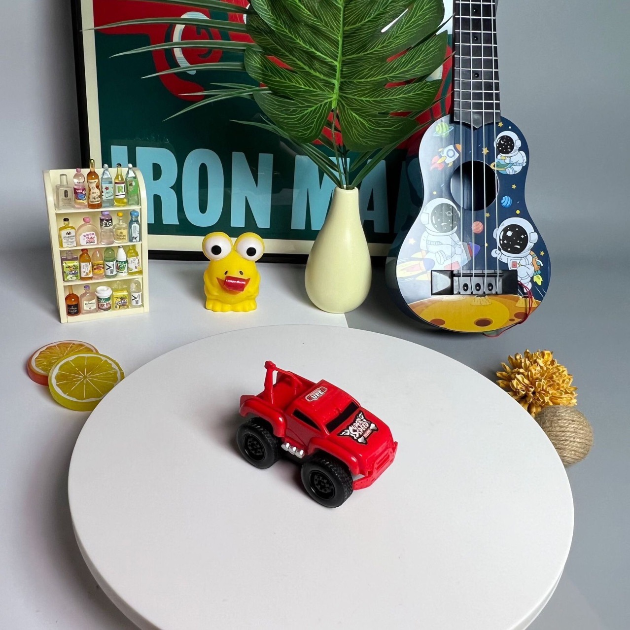 Anti-Gravity Wall-Climbing Car, Educational Decompression Toy Car, Inertia Magnetic Levitation Car, Assembled Track Racing Car