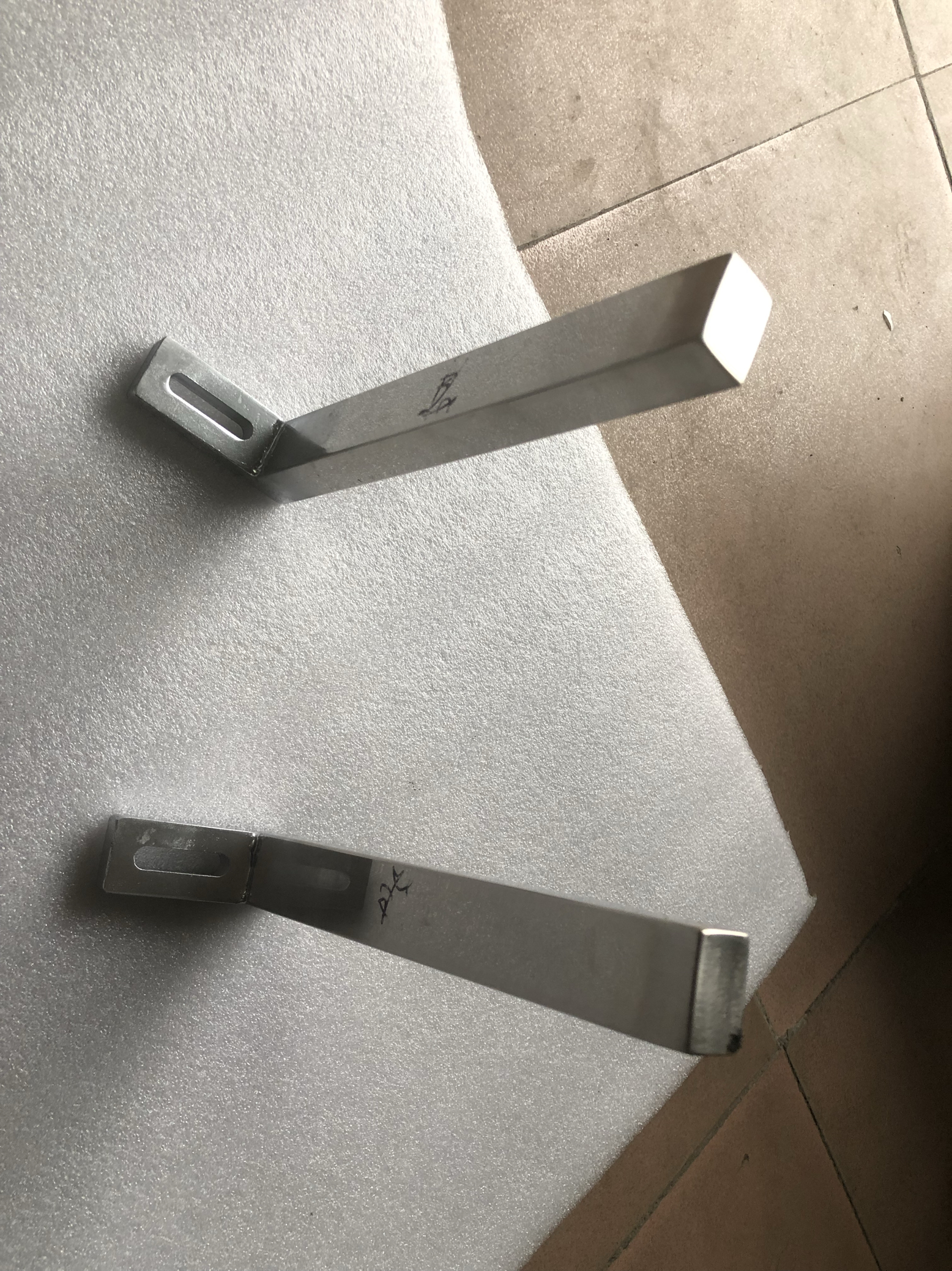 J8 Strong Iron Sheet Magnetic Separator Iron Plate Round Sheet Square Sheet Magnetic Separator Layering Other G3