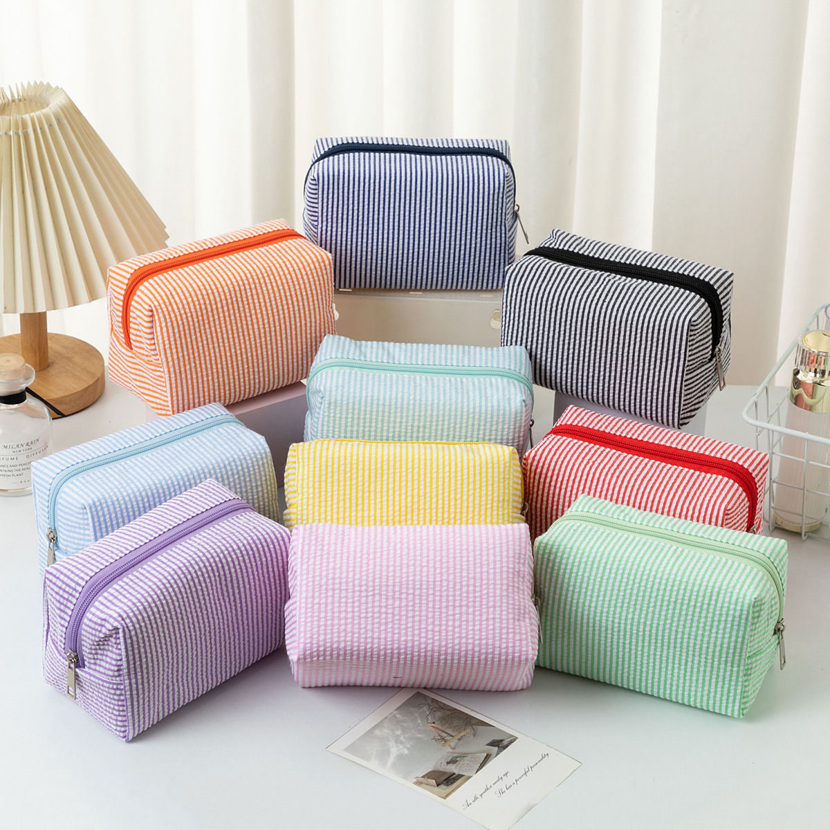 Косметичка из сеерсакера с вышивкой, большая емкость, дорожная сумка для косметики