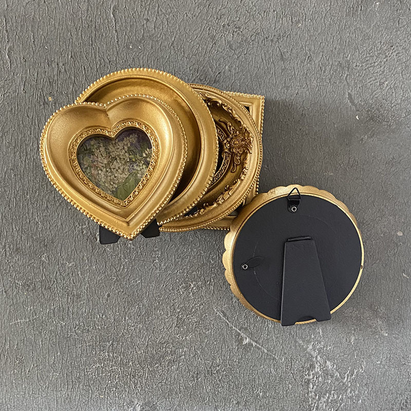 European-style Retro Gold Resin Small Photo Frame Wall Photo Wall Creative Art Simple American Pastoral Style Ornaments