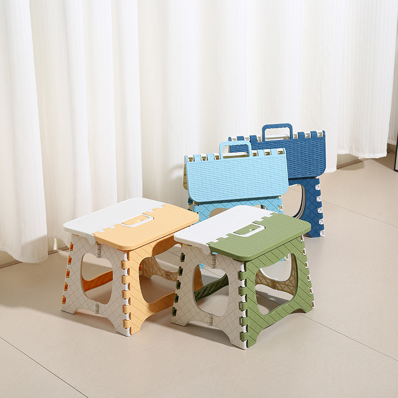 Утолщенный пластиковый складной стул для взрослых и детей, маленький портативный стул для улицы, предпочтительный для супермаркетов, прямая поставка от производителя