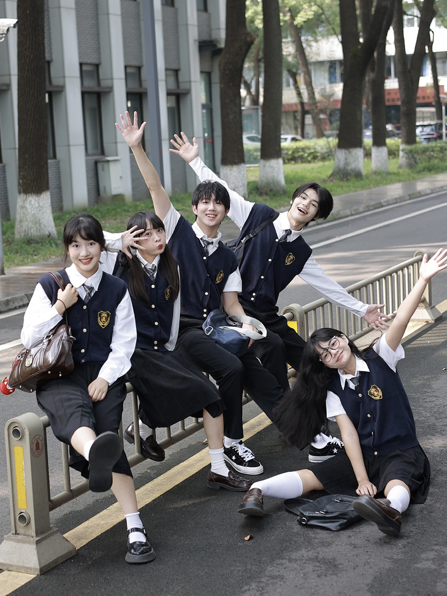 Japanese College Style Class Clothing Sweater Vest Performance Clothing Junior High School Students High School Games Graduation School Uniform suit