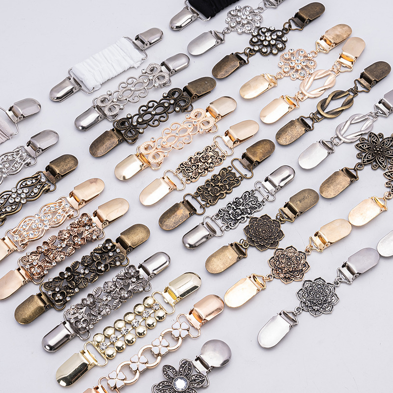 Shawl Clip European and American Retro Sweater Clip Women's Diamond-Encrusted Silk Scarf Buckle Anti-Exposure Brooch Collar Scarf Clip Alloy Accessories