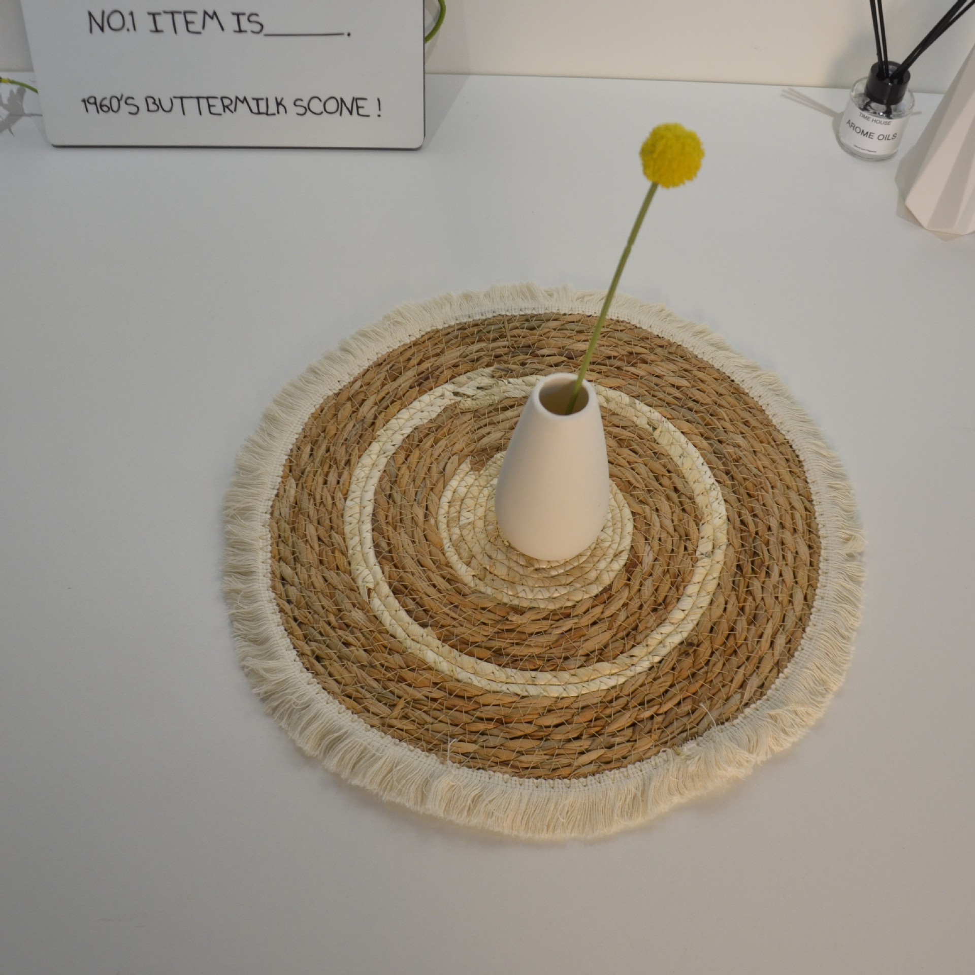 Cross-Border Hot Selling Straw Placemats, Insulation Mats, Woven Placemats, Handmade Cattail Insulation Mats, Woven Pot Mats and Coasters