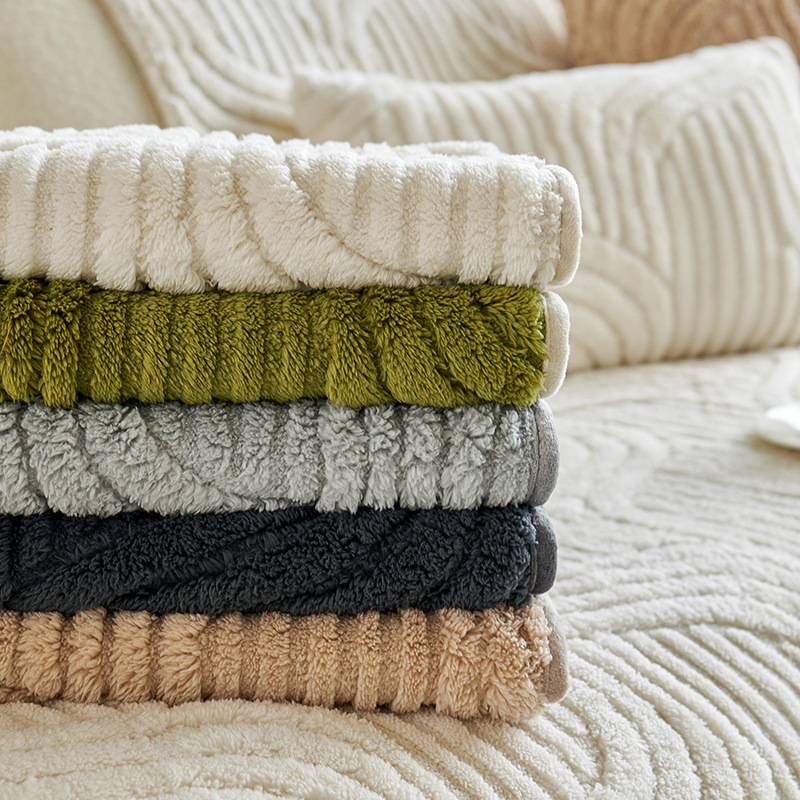 Cross-Border Exclusive Cream-Style Plush Velvet Sofa Cushion 2025 New Autumn and Winter Plush Thickened Seat Cushion Non-Slip Cover Cloth Towel