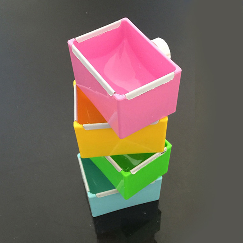 Rabbit Food Box Plastic Square Food Bowl Anti-Gnawing and Fixed Small Pet Supplies Mini Hamster Squirrel Anti-Gnawing Design