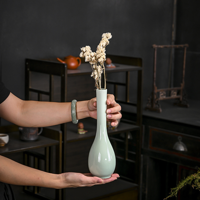 White Porcelain Guanyin Vase, Jade Pure Vase, Flower Arrangement, Long-Necked Vase, Thin Mouth, Zen-Style Celadon Water Purification Small Vase, Ceramic Ornament with Antique Cover