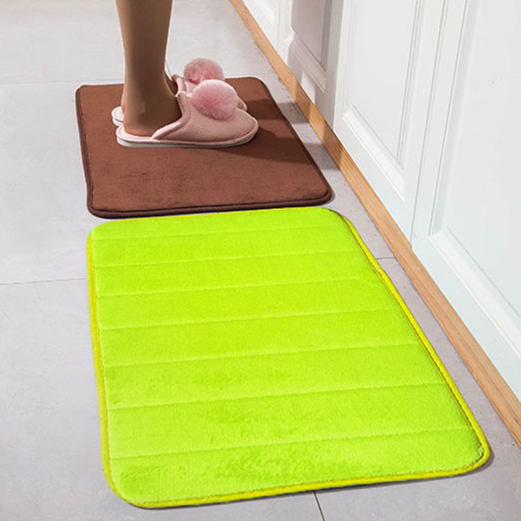 Absorbent Floor Mat Coral Velvet Striped Memory Foam Carpet Bathroom Toilet Floor Mat Living Room Bedroom Bedside Blanket