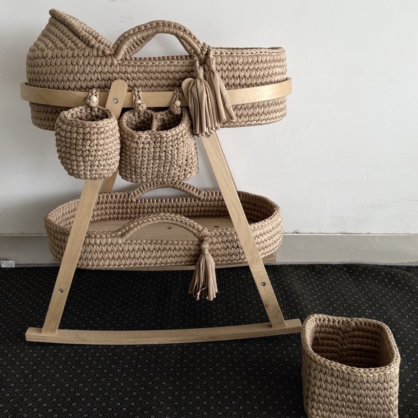 Cross-Border Hot-Selling New Woven Simple Baby Crib Cradle for Changing Diapers, Soft and Comfortable Diaper Sleeping Basket, Stable