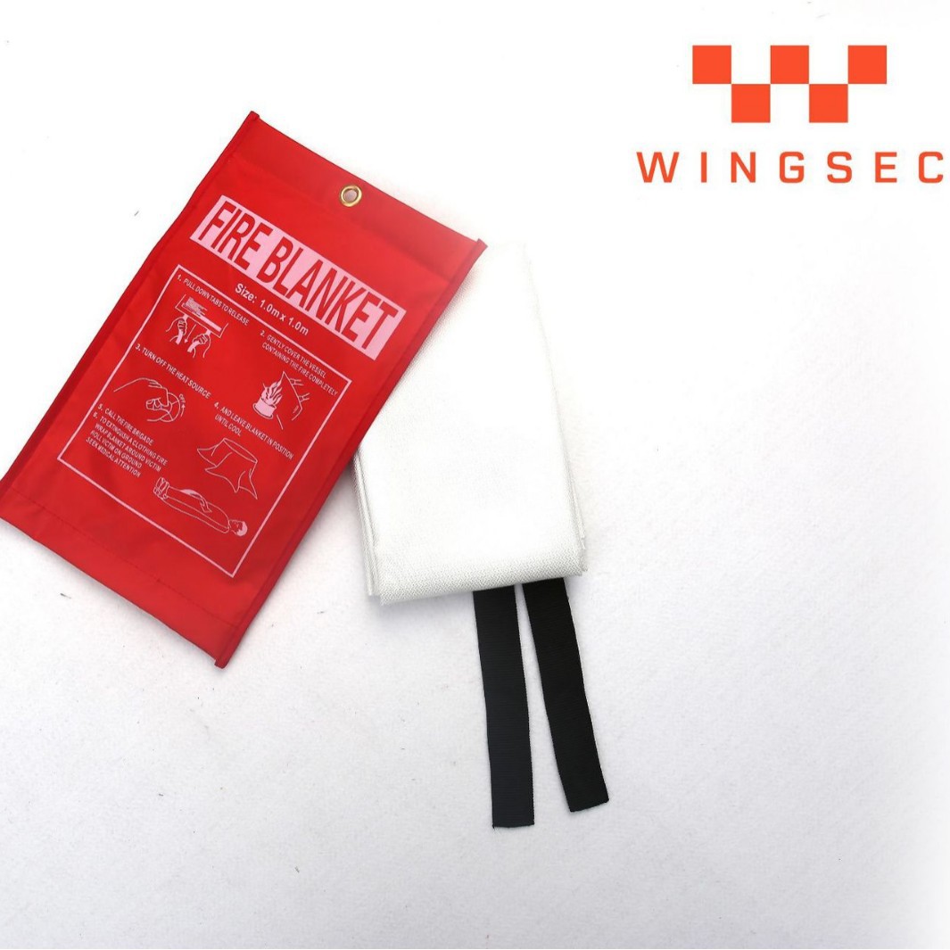Source Manufacturer 0.43 Household Kitchen Flame Retardant and Fireproof National Fire Certification Pvc Bag Fire Blanket Fire Blanket