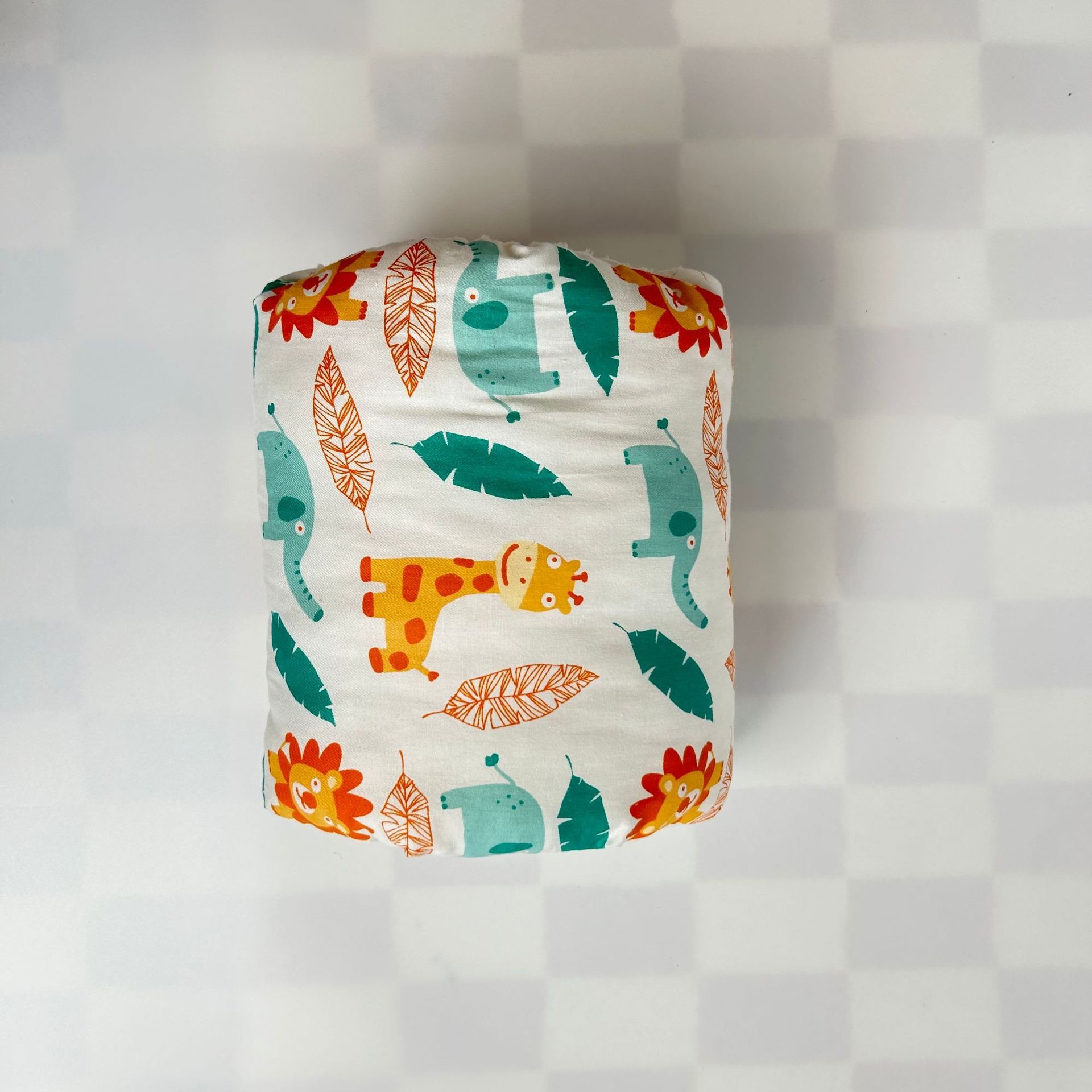 New Cotton and Velvet Thickened Soft Baby Feeding Pillow Arm Pillow Feeding Pillow Maternal and Infant Supplies Feeding Artifact Pillow