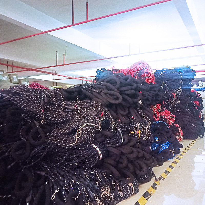 Dog rope wholesale spot cross-border pet supplies dog chain walking dog rope reflective manufacturers pet dog traction rope