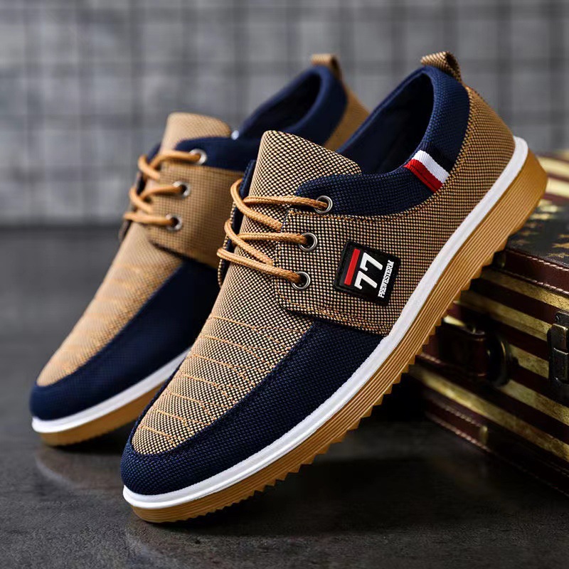 Old Beijing cloth shoes men's wholesale all-match work shoes casual skate shoes Korean men's shoes lace-up casual canvas shoes plus size