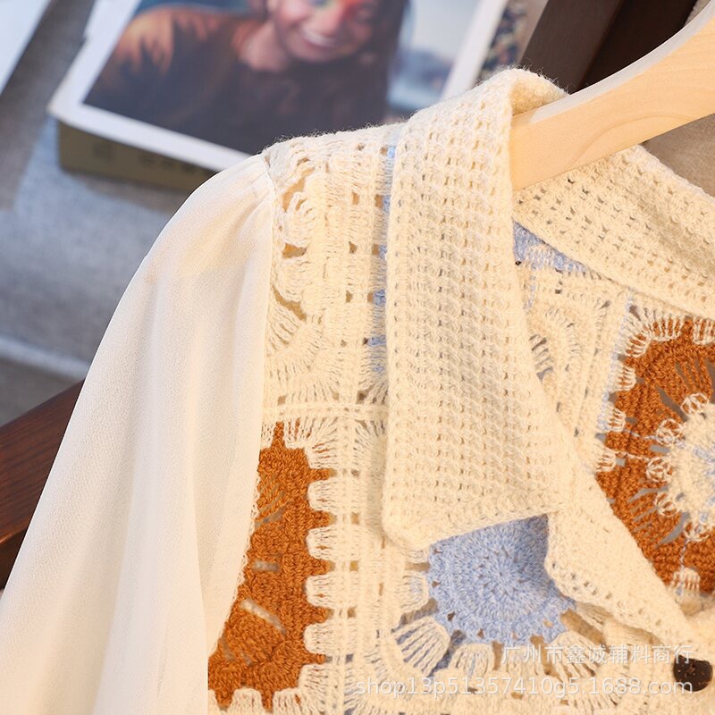 Spring and Autumn New embroidered crocheted lapel thin chiffon shirt women's design sense Chanel style hollow loose shirt top