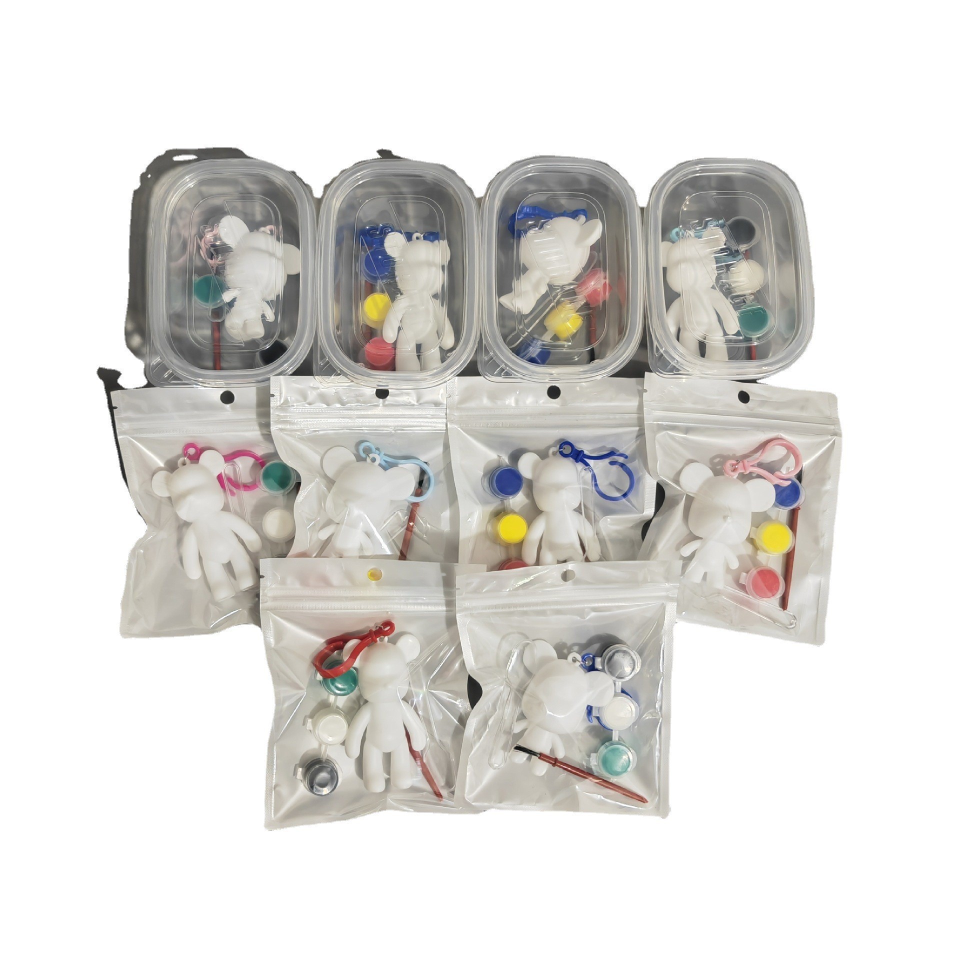 Fluid violent bear keychain box bag suit colored keychain resin gypsum plastic keychain wholesale