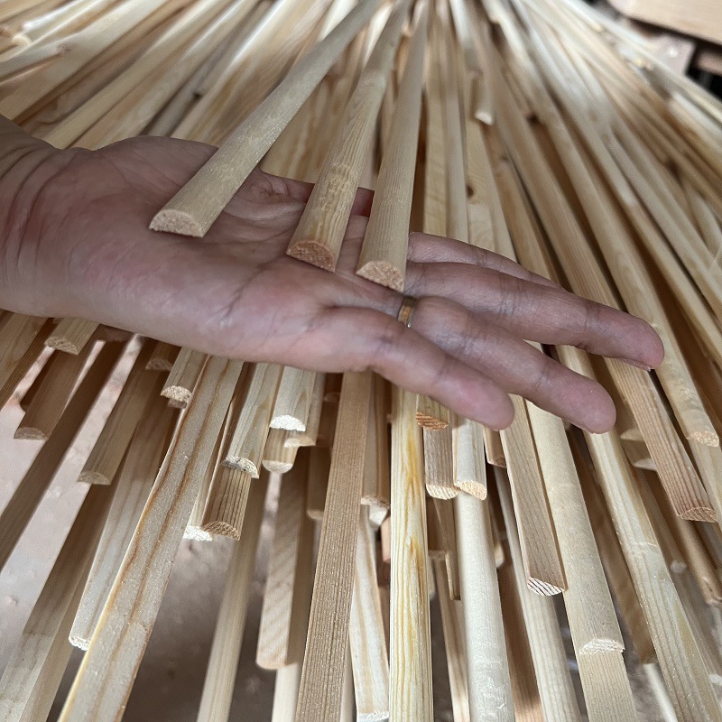 Solid wood line source wholesale semicircle modeling wood line manufacturers direct supply pine small size semicircle wood line wood strips