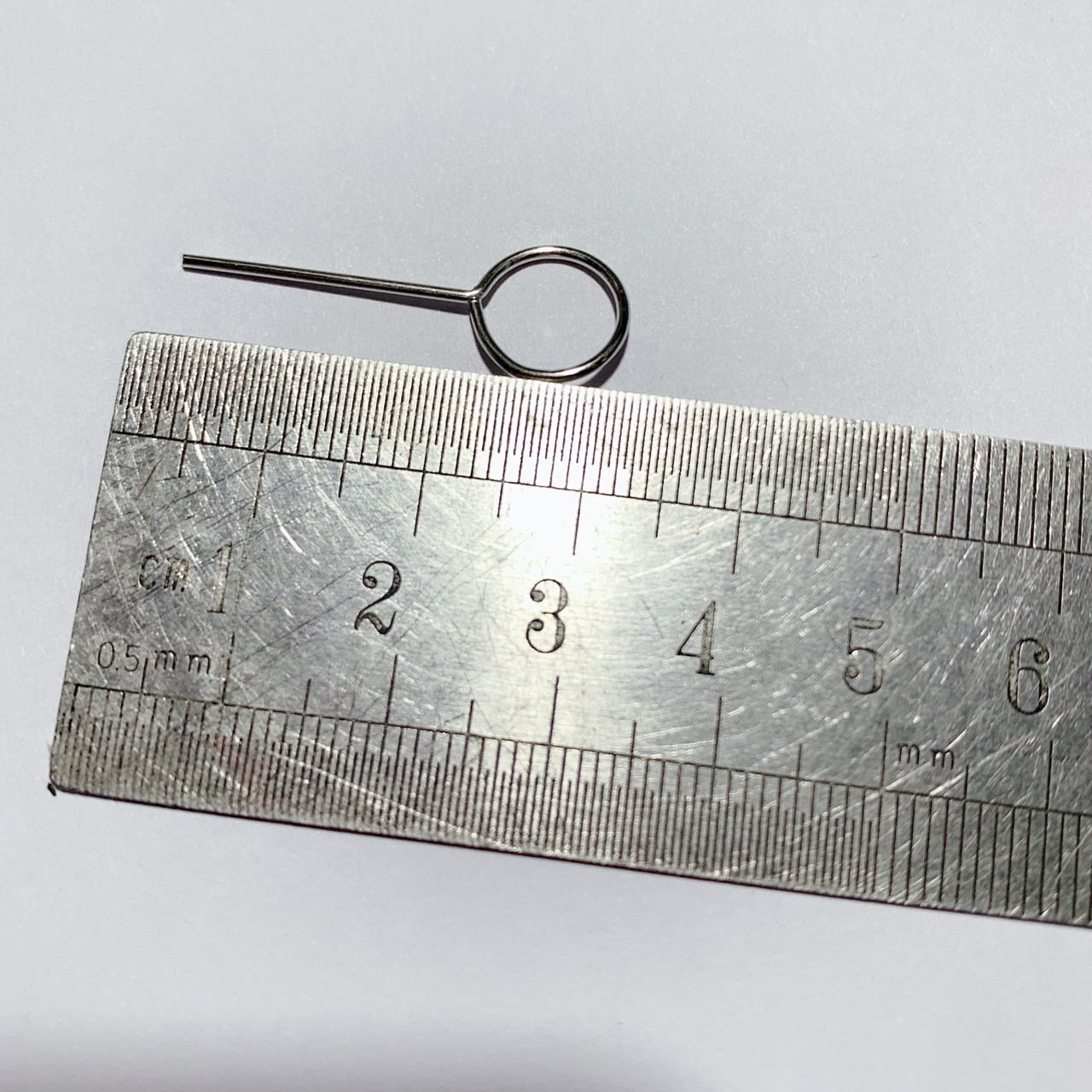 Mobile phone card taking pin suitable for Apple Android universal card pin SIM card taking device factory wholesale direct sales