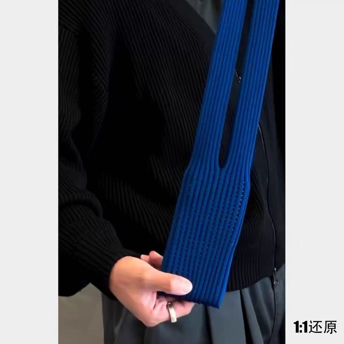 The Same Knitted Mobile Phone Bag Apple Pocket Mobile Phone Bag Knitted Mobile Phone Bag iPhone Pocket Crossbody Bag