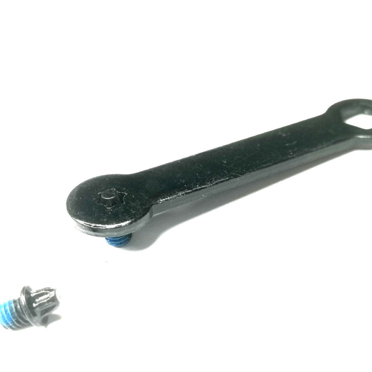 Bicycle Pedal Anti-Slip Foot Pegs Pedal Accessories Anti-Slip Nails Cross-Shaped Screws Aluminum Alloy Pedal Pegs in Stock