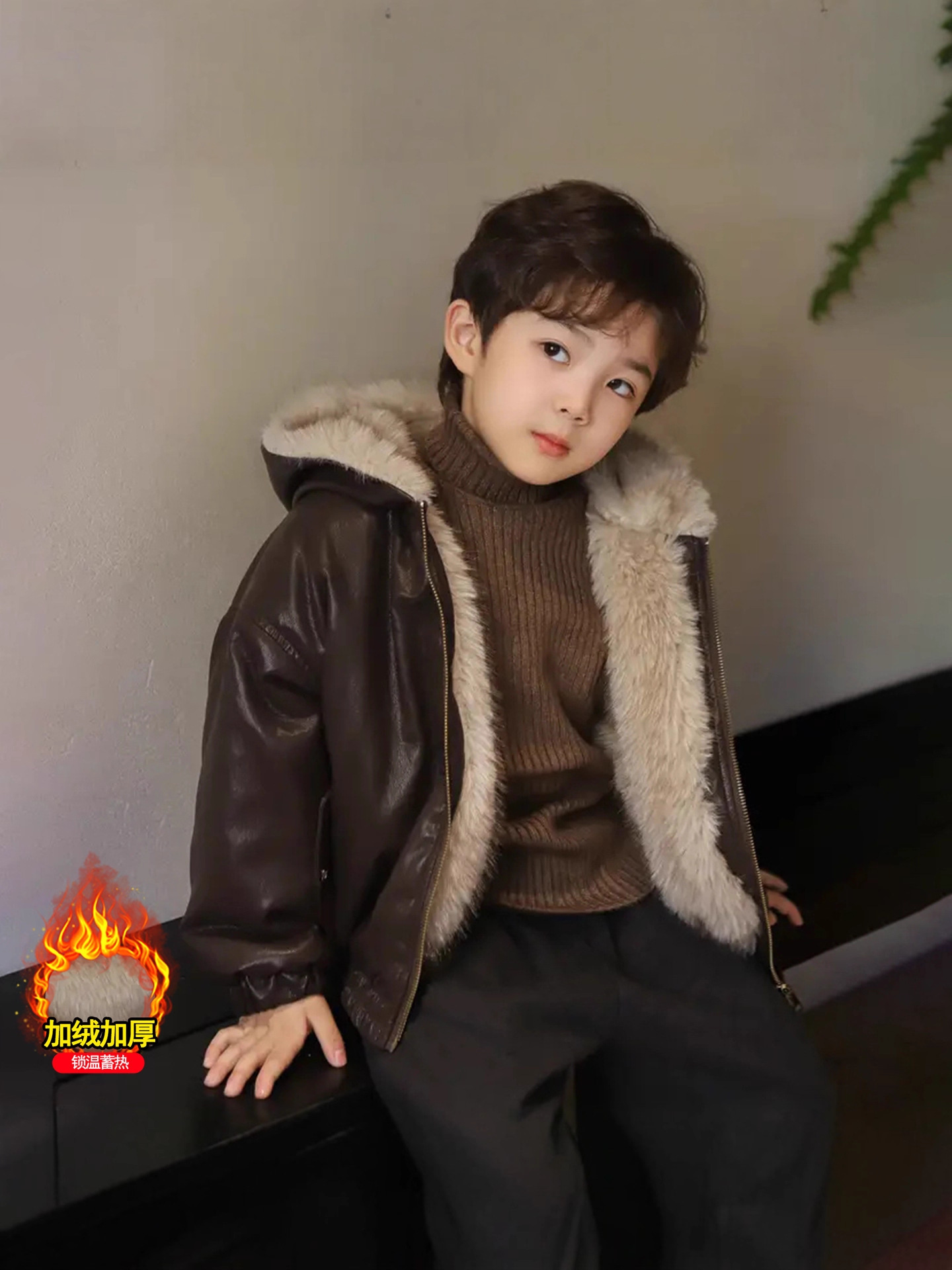 Boys' Fleece-Lined Thick Leather Jacket 2025 New Winter Stylish Cool Reversible Little Gentleman Winter Coat