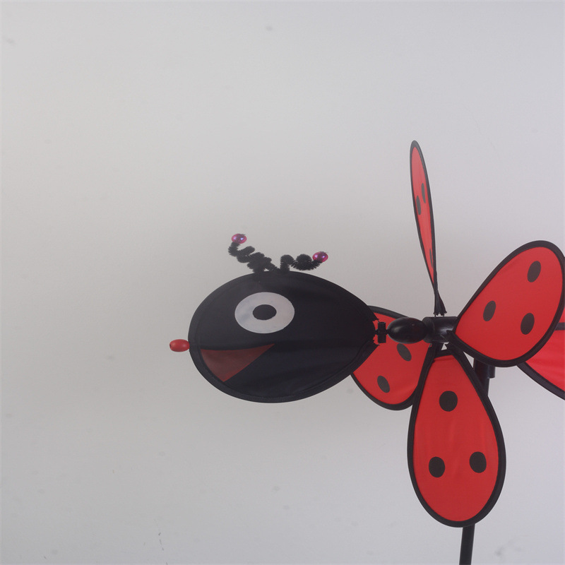 Street Stall Kidsren's Toys Bee Beetle Fabric Stereo Windmill Outdoor Decoration Colorful Wholesale Inventory Processing Special Price
