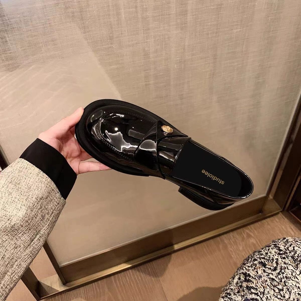 Trendy Versatile Shiny Leather Loafers 2025 New Korean Style Elegant Medium Chunky Heel Round Toe Thick-Soled Women's Shoes