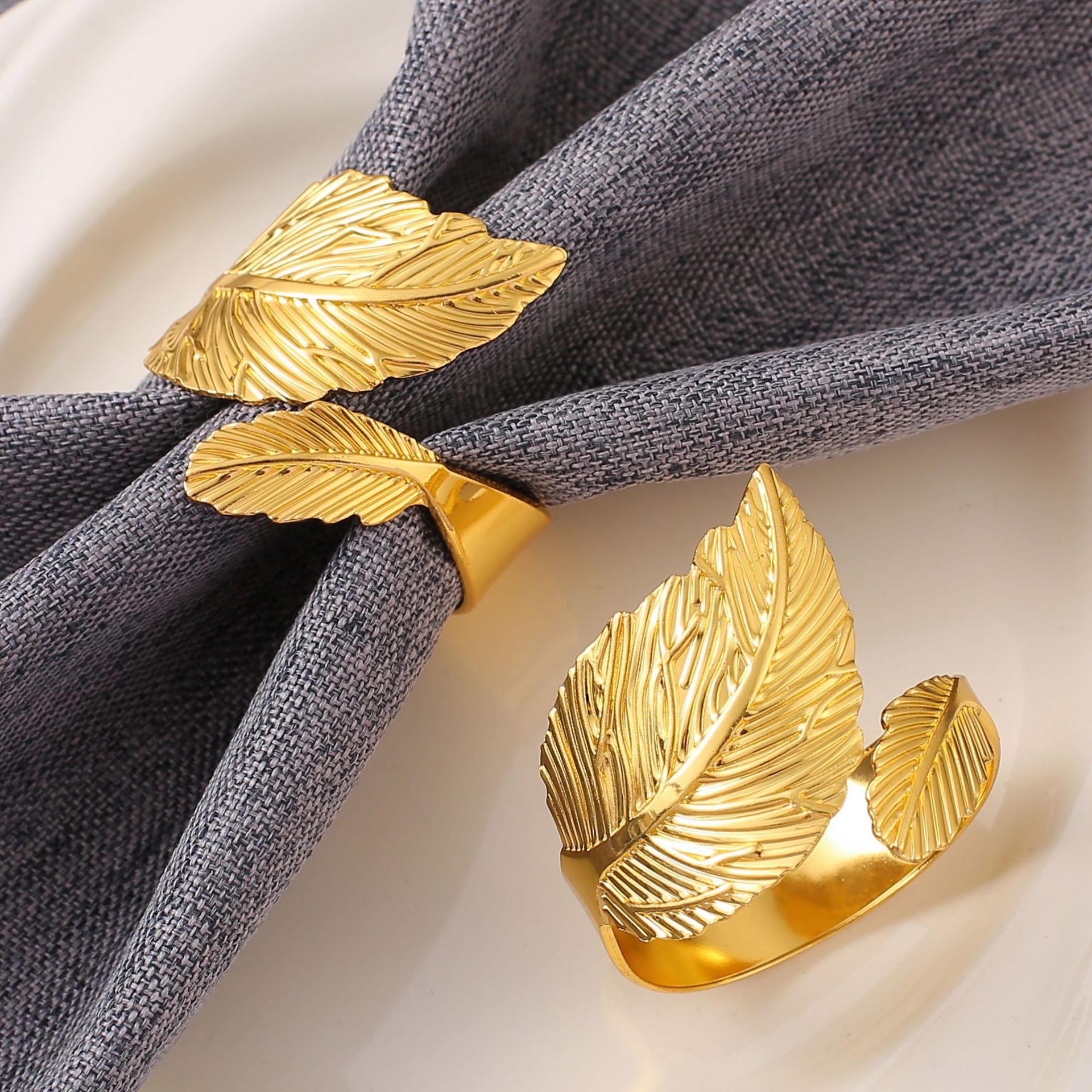 Cross-Border Leaf Gold Napkin Buckle Table Setting Napkin Ring Cloth Ring Metal Maple Leaf Opening Manufacturer Wholesale
