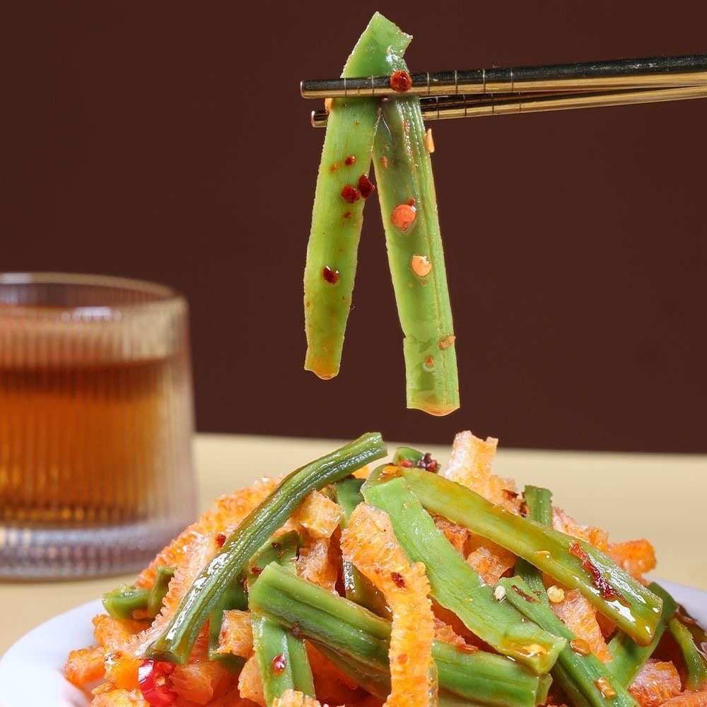 Aiyan Konjac Gongcai 15g Spicy, Sour and Garlicky Ready-To-Eat Crispy Snacks Individually Packaged Internet Celebrity Snacks