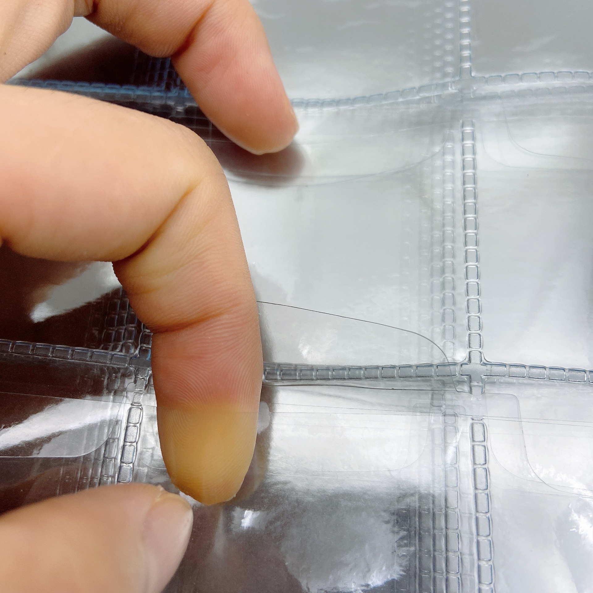 Manufacturers sell 150-square stamp albums, copper coins, coin albums, coin albums.