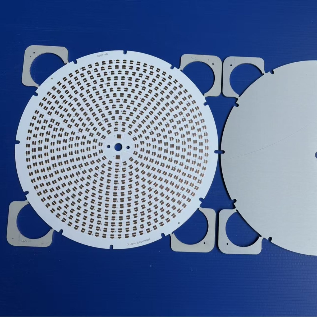 Boat Side Fishing Light Electronic Fish-Attracting Light High Thermal Conductivity Aluminum Substrate Tower Light 3575 Copper Substrate Qy-L826