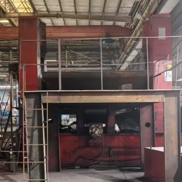 2800 Tons X 3550 Pre-Bending Machine for Sale, Capable of Pre-Bending and Making Small Straight Seam Pipes Within 800mm Diameter, Nantong Small