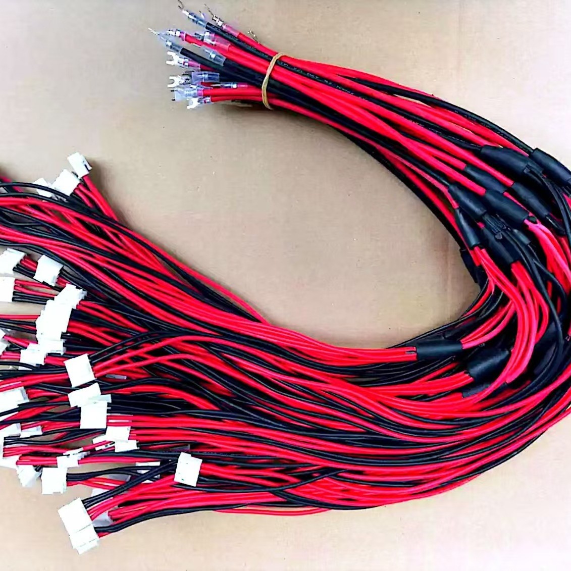 Source Manufacturer Direct Sales Led Screen Full Color 1 to 4 Power Cord Direct Plug-In Board Universal Color Screen Large Screen 5V Connection Cable