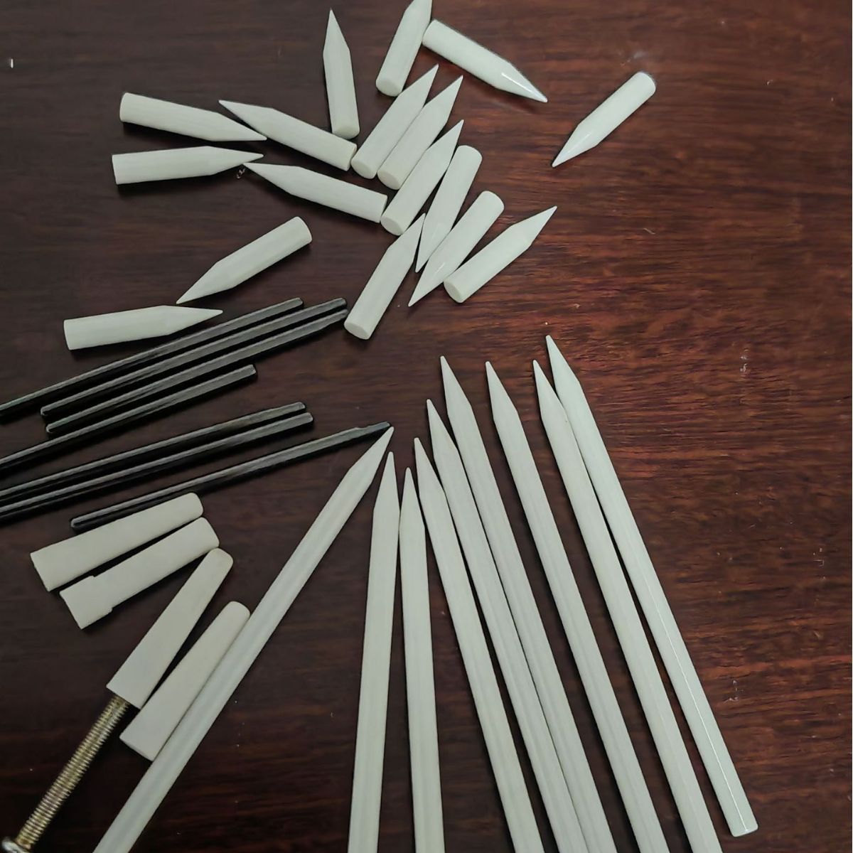 Новая энергия, фотогальванические полупроводниковые керамики, верхняя насадка цветочной корзины, зубчатый стержень из циркония