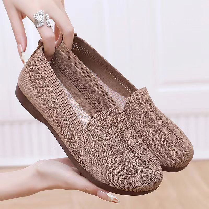 Non-Slip Shoes for the Elderly, Women's Summer Wide Feet, Super Soft, Wear-Resistant, Lightweight Granny Shoes, Low-Top Fly-Woven Mesh Old Beijing Shoes, Cut Out
