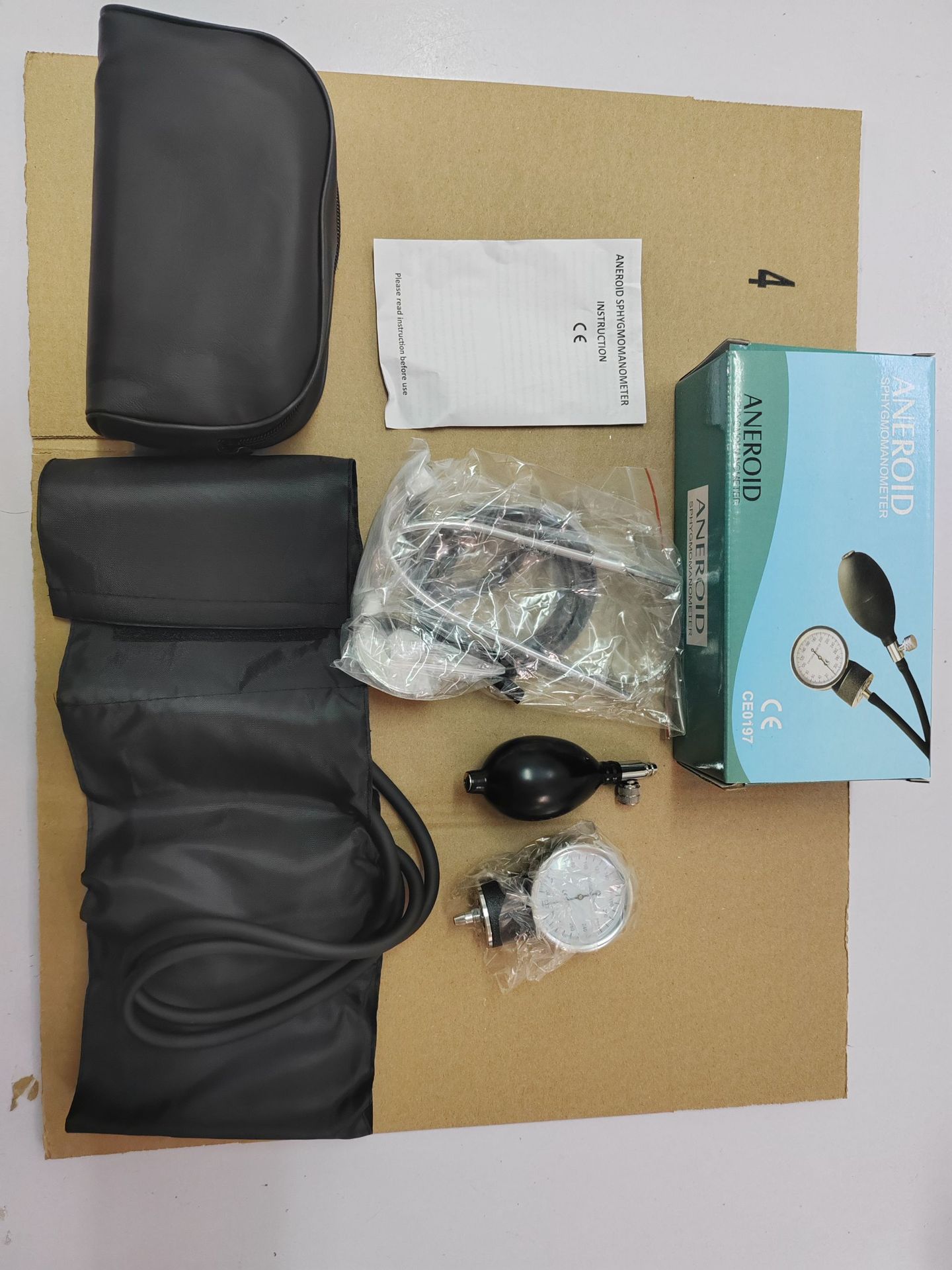 Foreign trade domestic sales wholesale retail blood pressure strap stethoscope blood pressure meter sphygmomanometer suit cross-border e-commerce