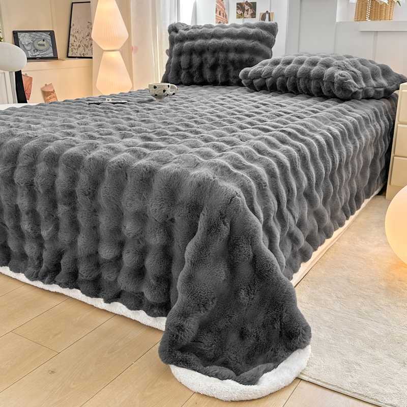 Nantong Home Textile Bed 2025 New Thickened Solid Color Rabbit Fur Plush Bubble Single Bed Sheet Group Buying Wholesale