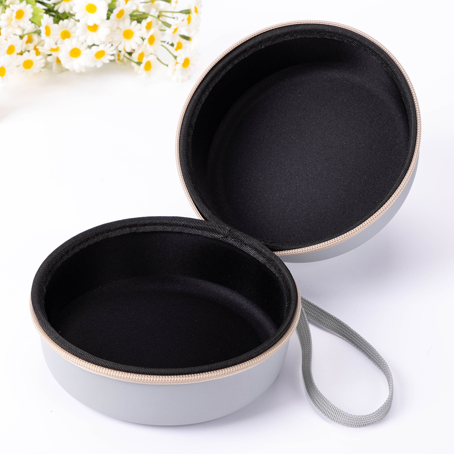 U-shaped pillow storage bag travel portable neck pillow zipper bag neck massage pillow storage box waist pillow eva box