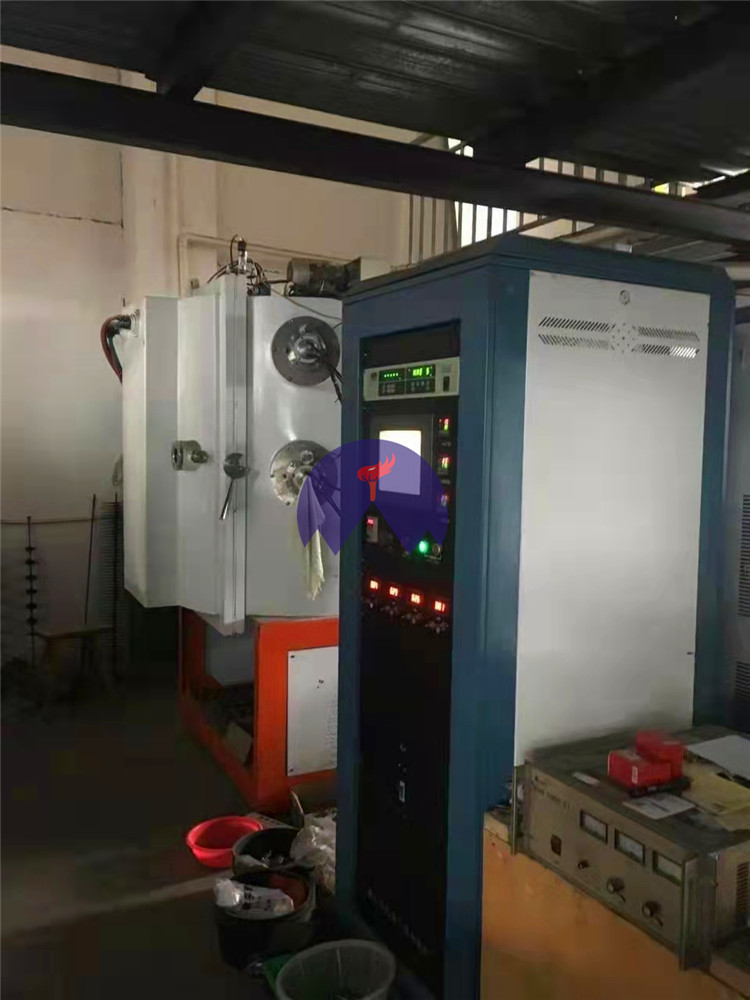 Б/У оборудование для покрытия цепей из нержавеющей стали с титановым напылением, имитация золотой цепи для сумок