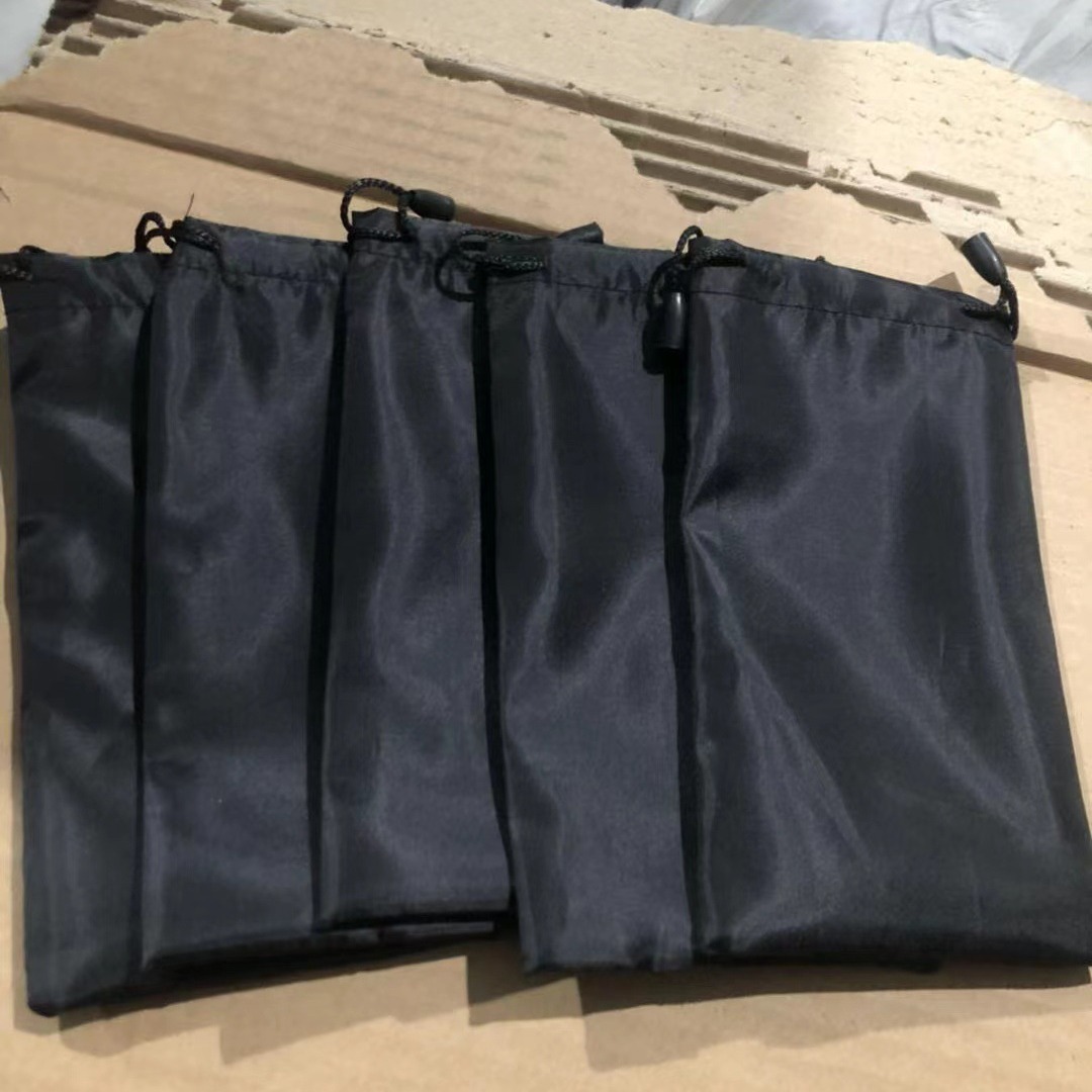 Factory spot Wholesale Sunglasses Black composite cloth mirror bag solid color drawstring storage bag waterproof bag glasses bag