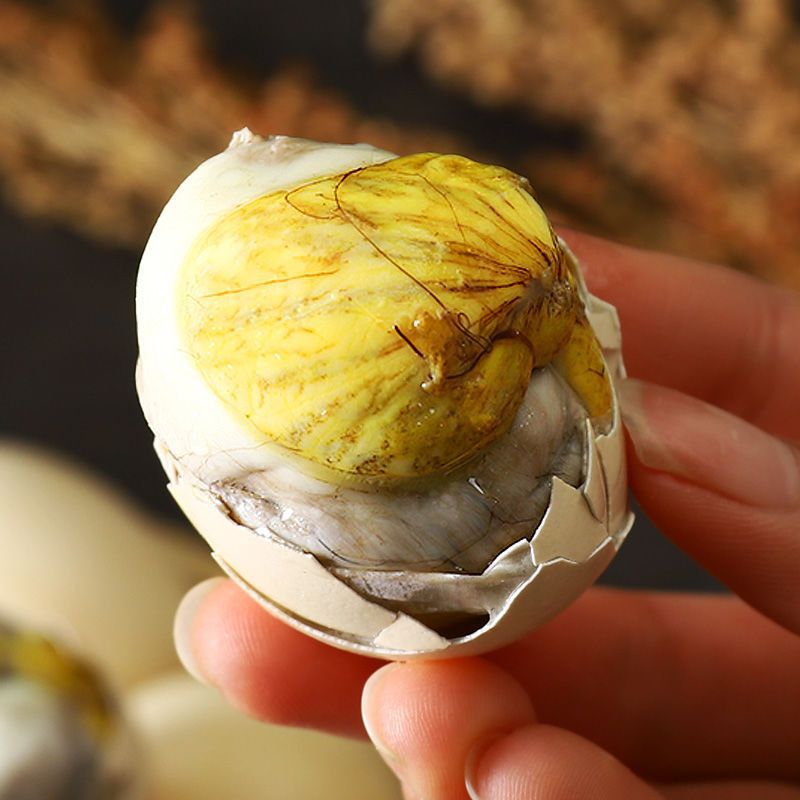 Fresh Live Chicken Eggs with Spicy Five-Flavor Flavor, Ready-To-Eat Authentic Tempered Eggs, Star-Catching 13 Days