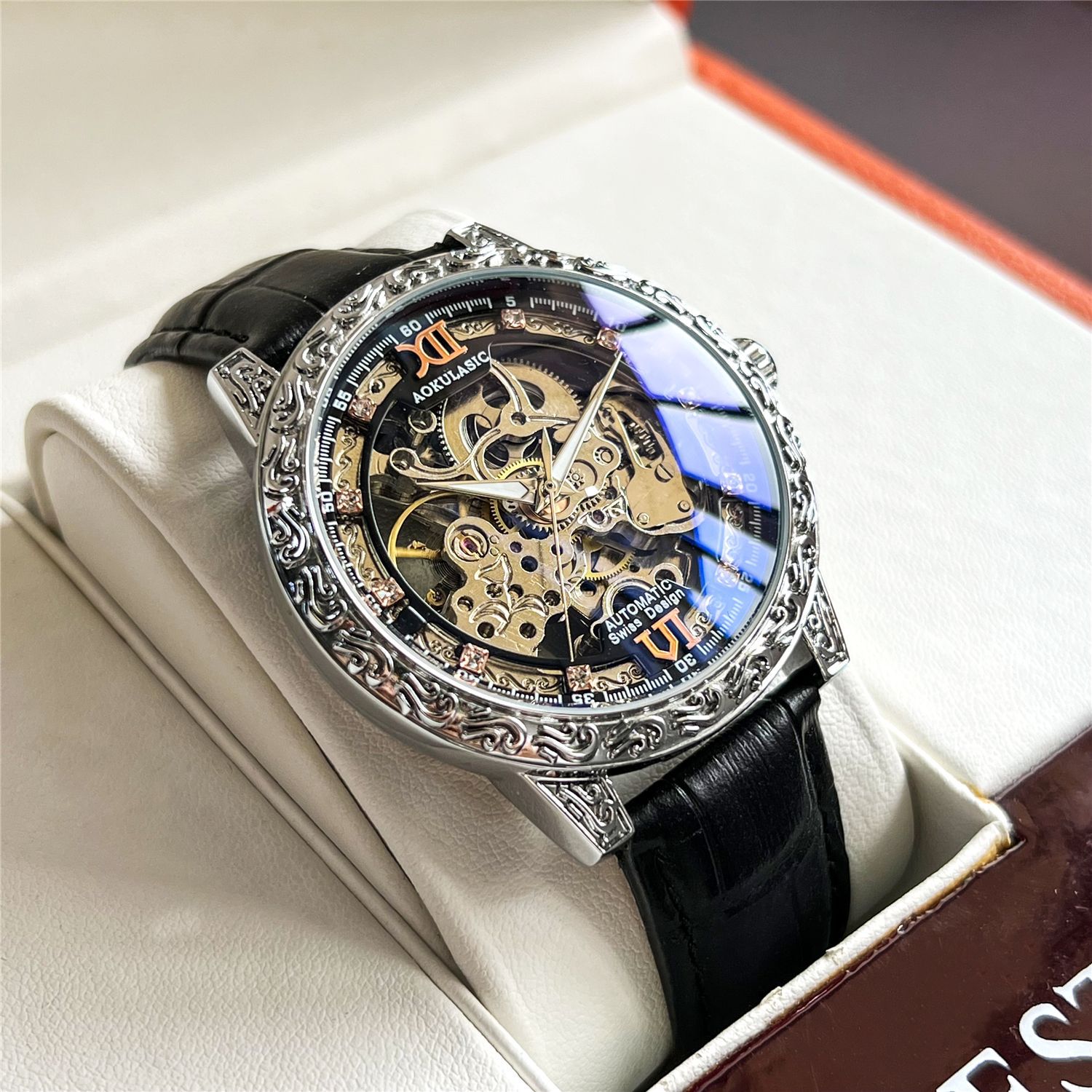 New Hollow Carved Automatic Mechanical Watch Retro High-end Men's Watch Waterproof Luminous Leather Watch for Men
