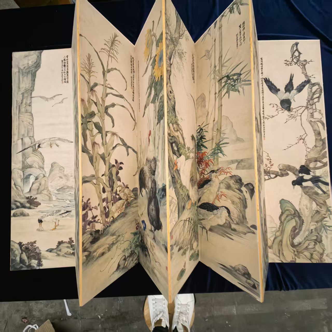 Antique Calligraphy and Painting by Liu Kuiling, Famous Work "Branches Talking", Decorative Screen, Large Painting Screen, Direct Sales from Manufacturer, Ample Supply