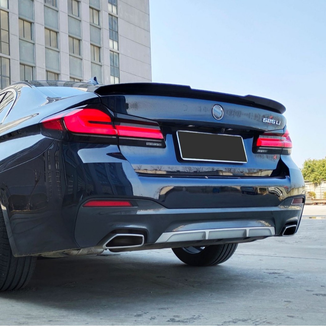 Suitable for 18-20 BMW 5 series modified front lip G30G38FD front shovel tail bar front bar small surround