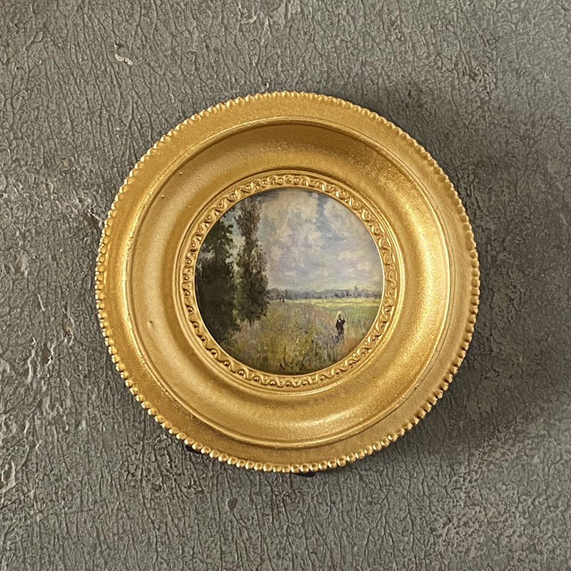 European-style Retro Gold Resin Small Photo Frame Wall Photo Wall Creative Art Simple American Pastoral Style Ornaments