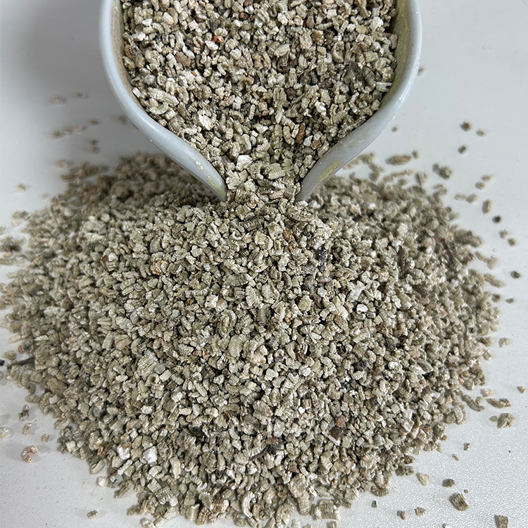 White vermiculite for horticultural fruits and vegetables 1-3mm water and fertilizer retention fleshy green plant turtle egg hatching expanded hydroponic granules