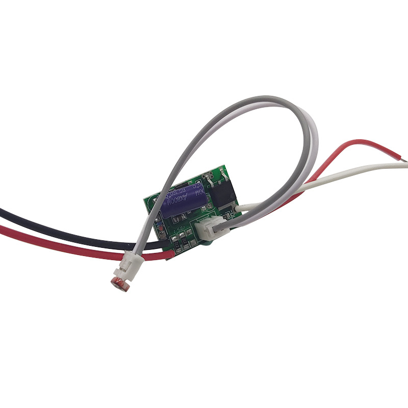 Low voltage 3.7V7.4V solar light control switch dark automatic light control switch LED photosensitive circuit board